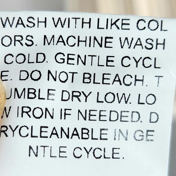 Designer Pink Floral Petal Sleeves Pleated Front Neckline Button Neck Top XLarge - Picture 8 of 9